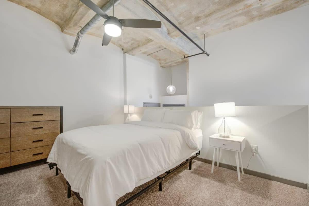 2Br 2Ba Spacious Historic Loft With Gym By Envitae แคนซัสซิตี ภายนอก รูปภาพ