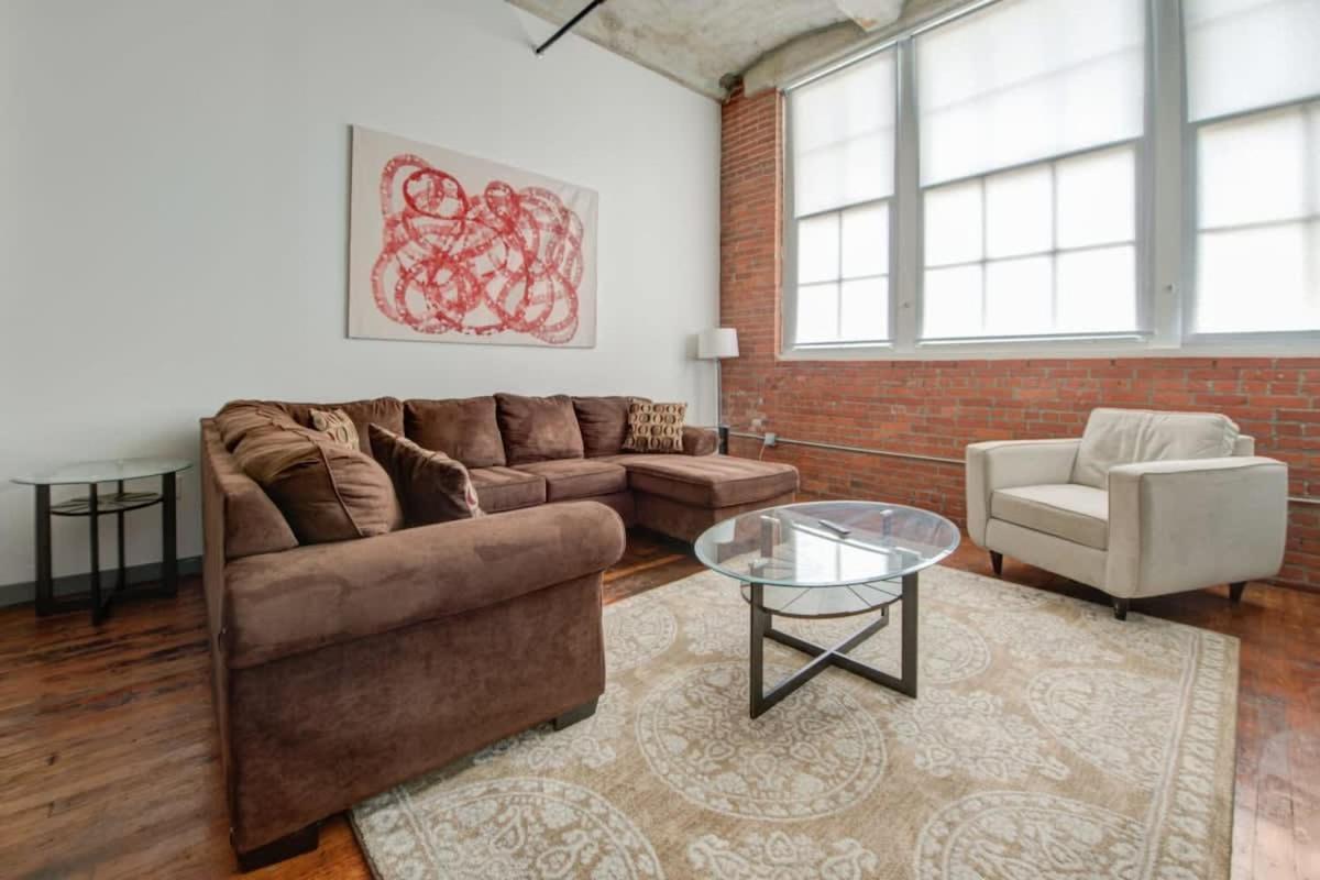 2Br 2Ba Spacious Historic Loft With Gym By Envitae แคนซัสซิตี ภายนอก รูปภาพ